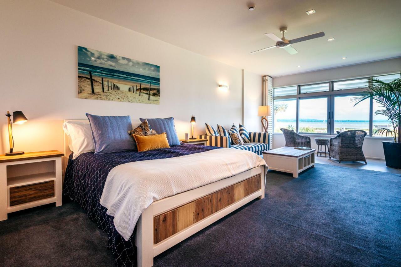 Waiheke Waterfront Lodge Oneroa Exterior photo