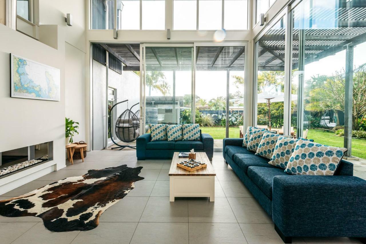 Waiheke Waterfront Lodge Oneroa Exterior photo